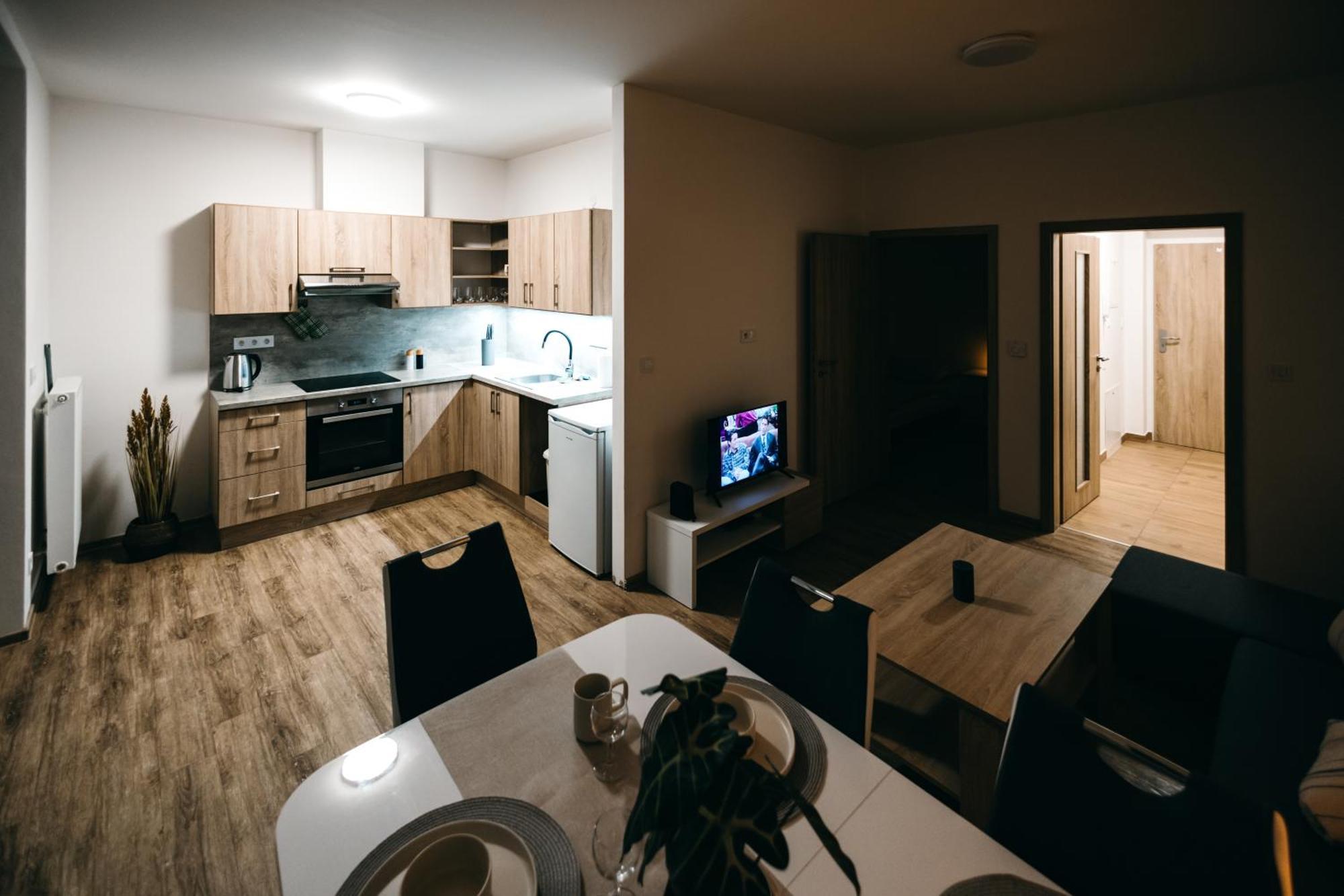 Apartment 21 V Rezidenci Bily Lev Na Namesti